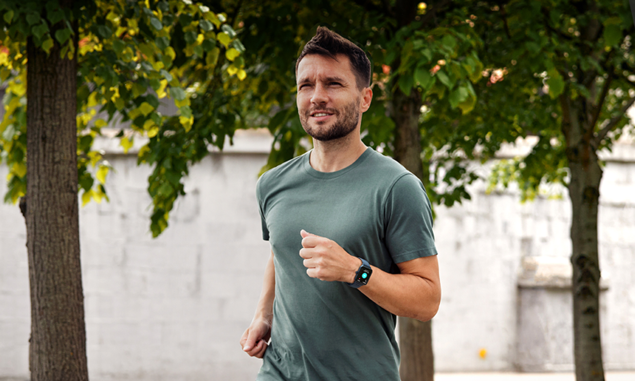 Hama Smartwatch 6010 jogging