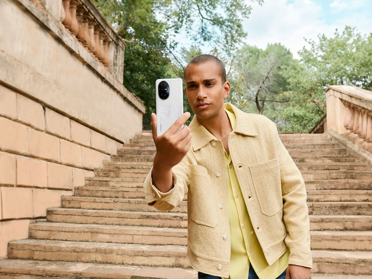 HONOR 200 Pro 5G Selfie