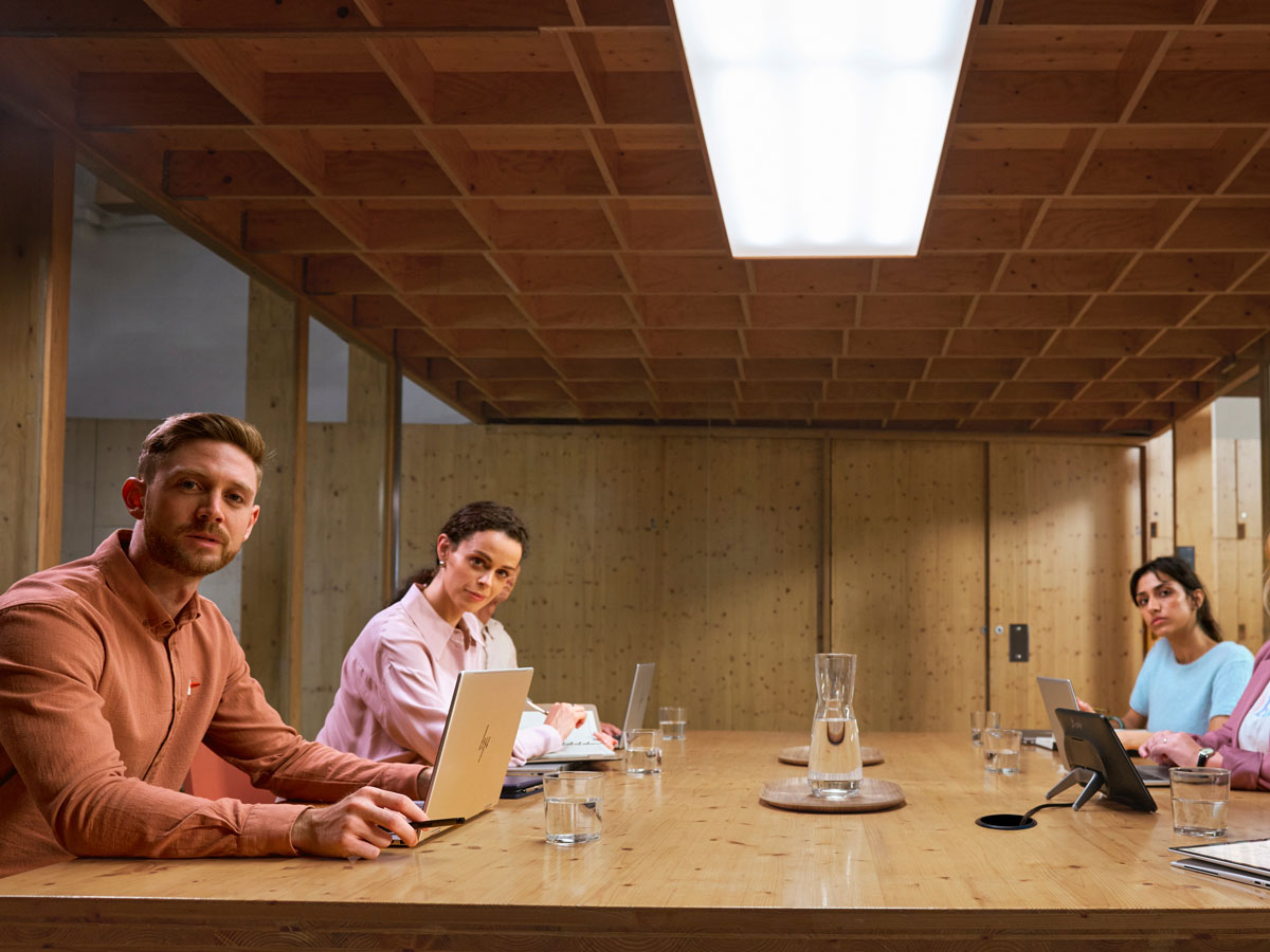 HP EliteBook 840 G11 bok 