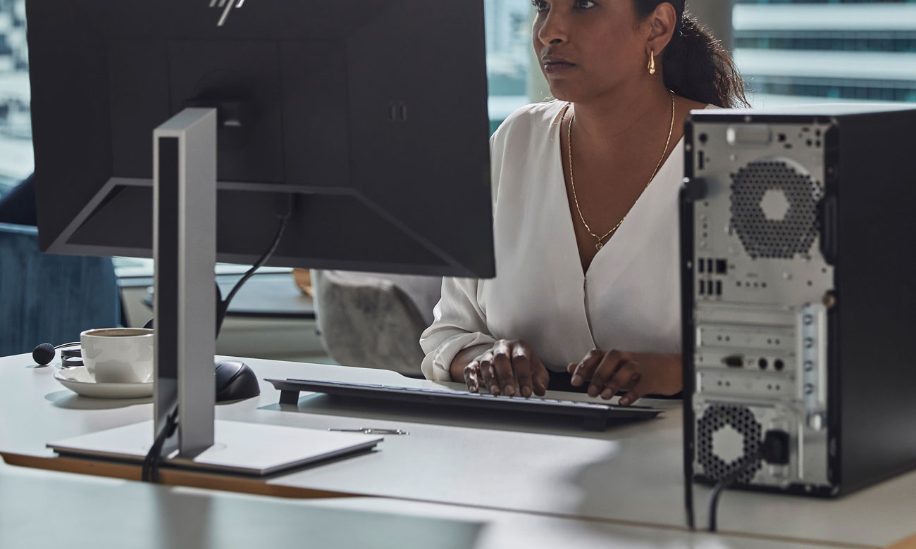 HP Pro 400 G9 TWR Rückseite des Gehäuses und Anschlüsse