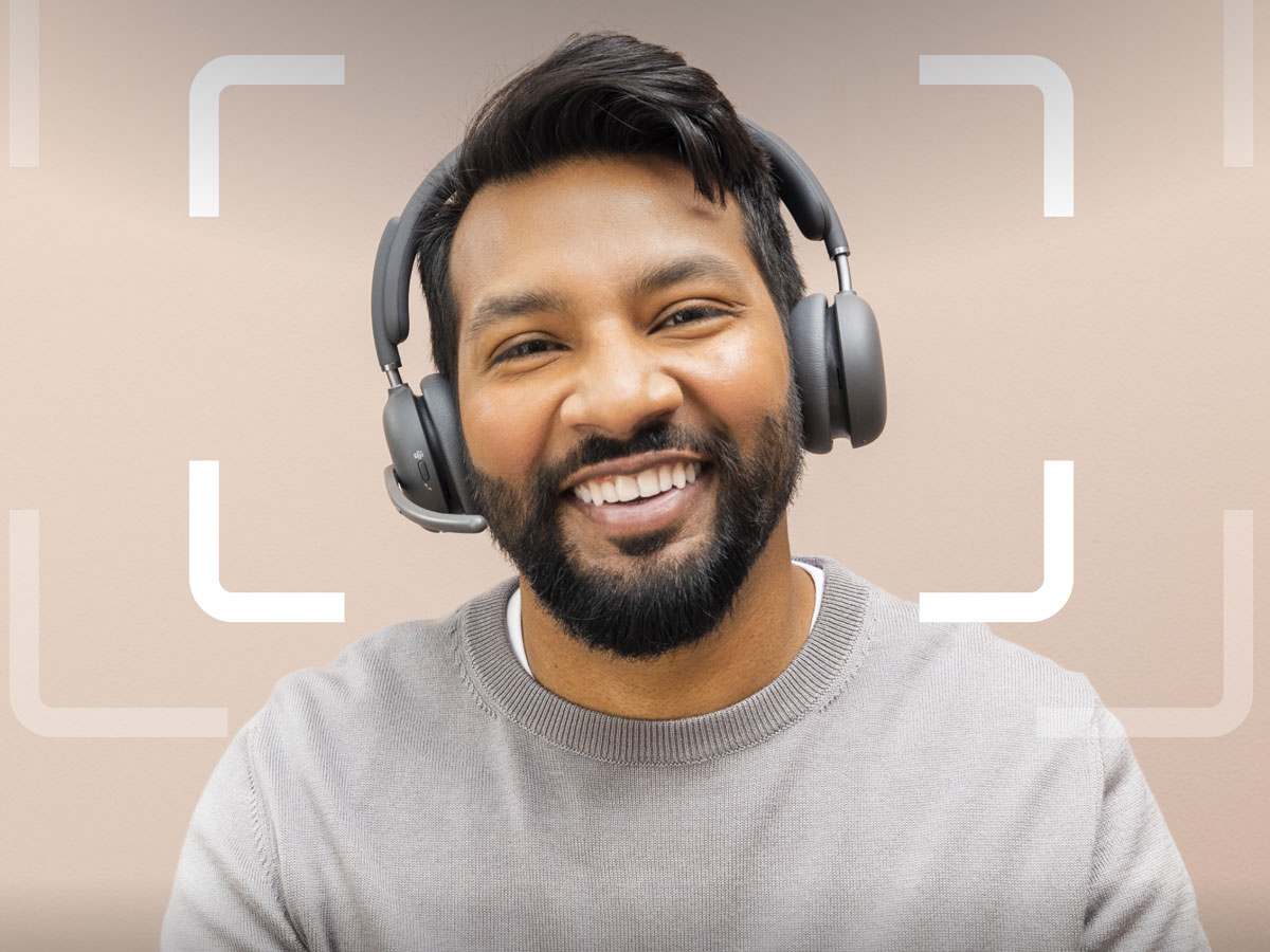 Kamera internetowa Logitech Brio 4K CR - Grafika lifestyle