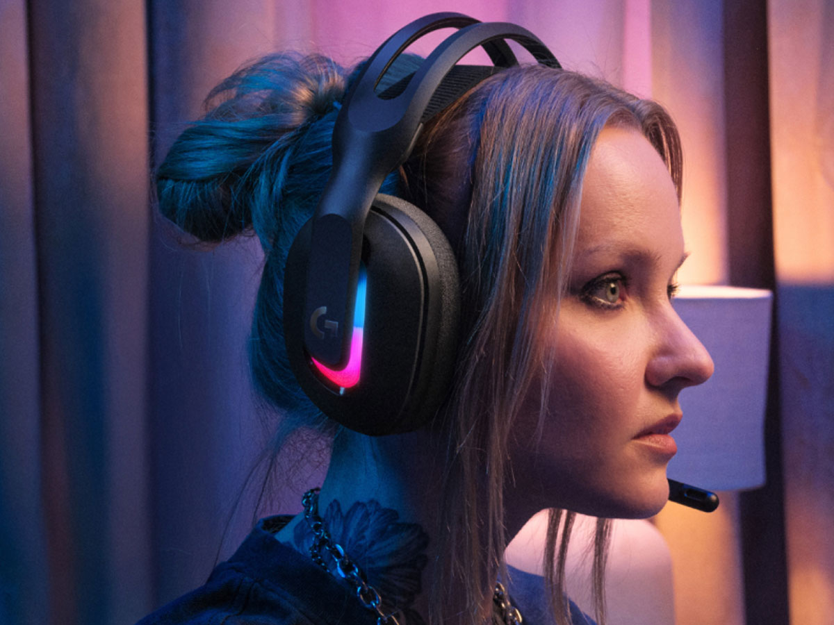 Wireless-Kopfhörer Logitech A20 X Schwarz - Lifestyle-Grafik