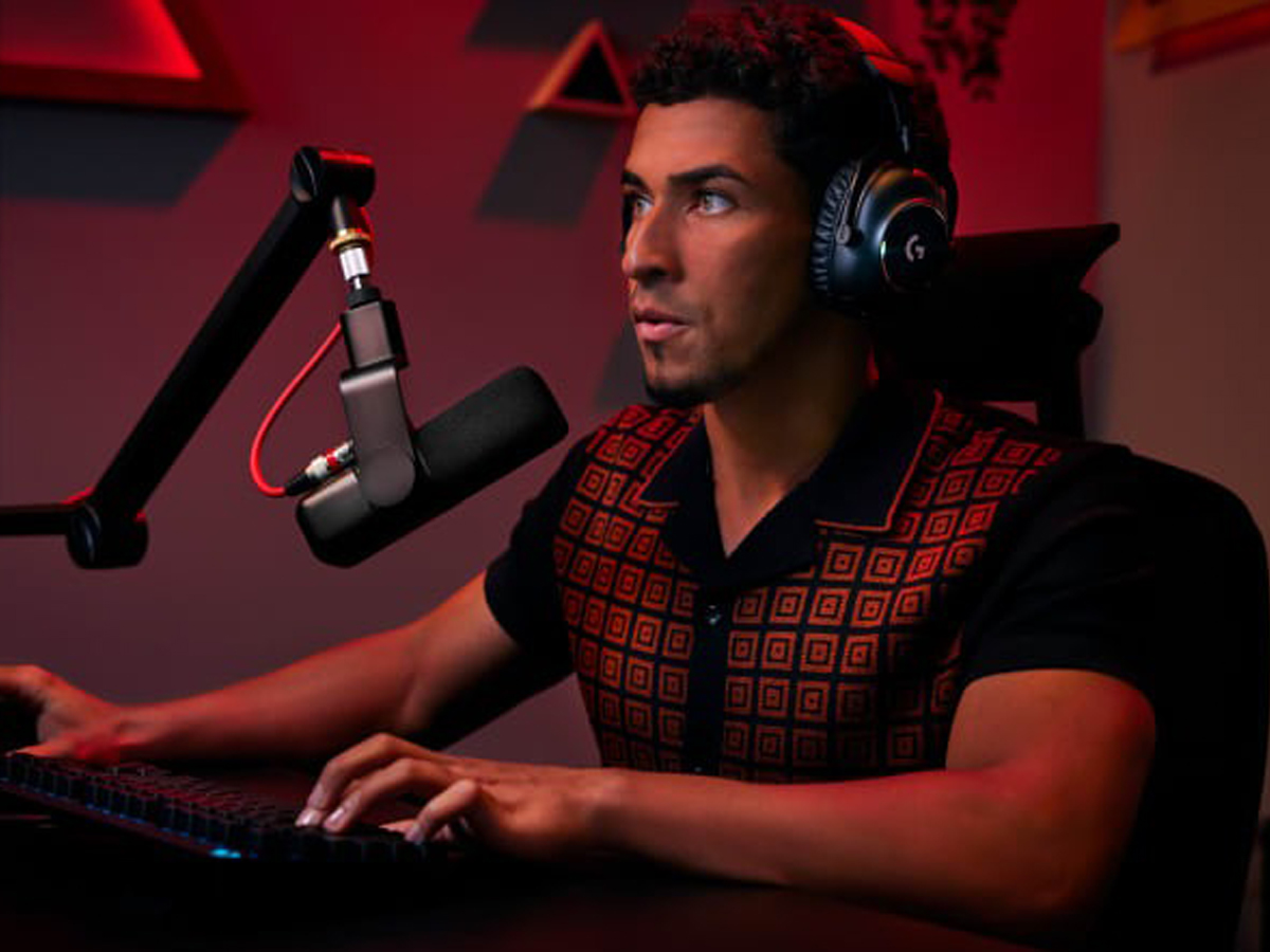 Mikrofon Logitech Yeti GX Schwarz - Lifestyle-Grafik