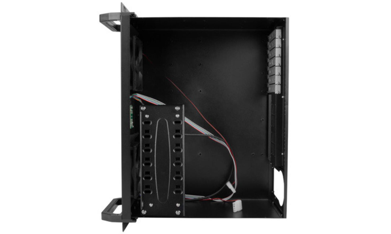 Lanberg ATX 350/10 19/4U Innenraum