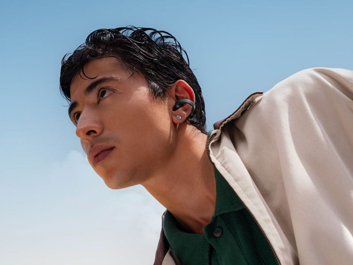 Drahtlose Motorola Moto Buds LOOP Trekking Green - Lifestyle-Grafik