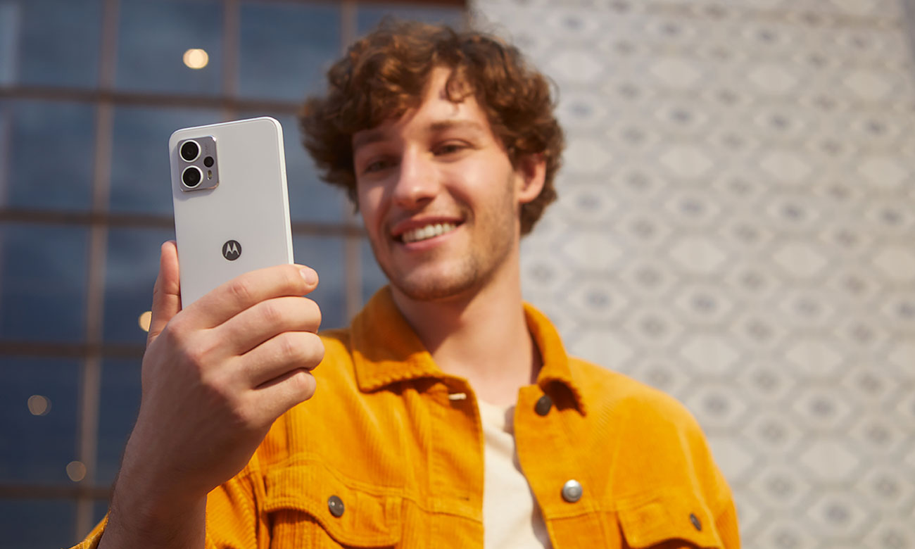 moto g23 mit Dreifachkamera