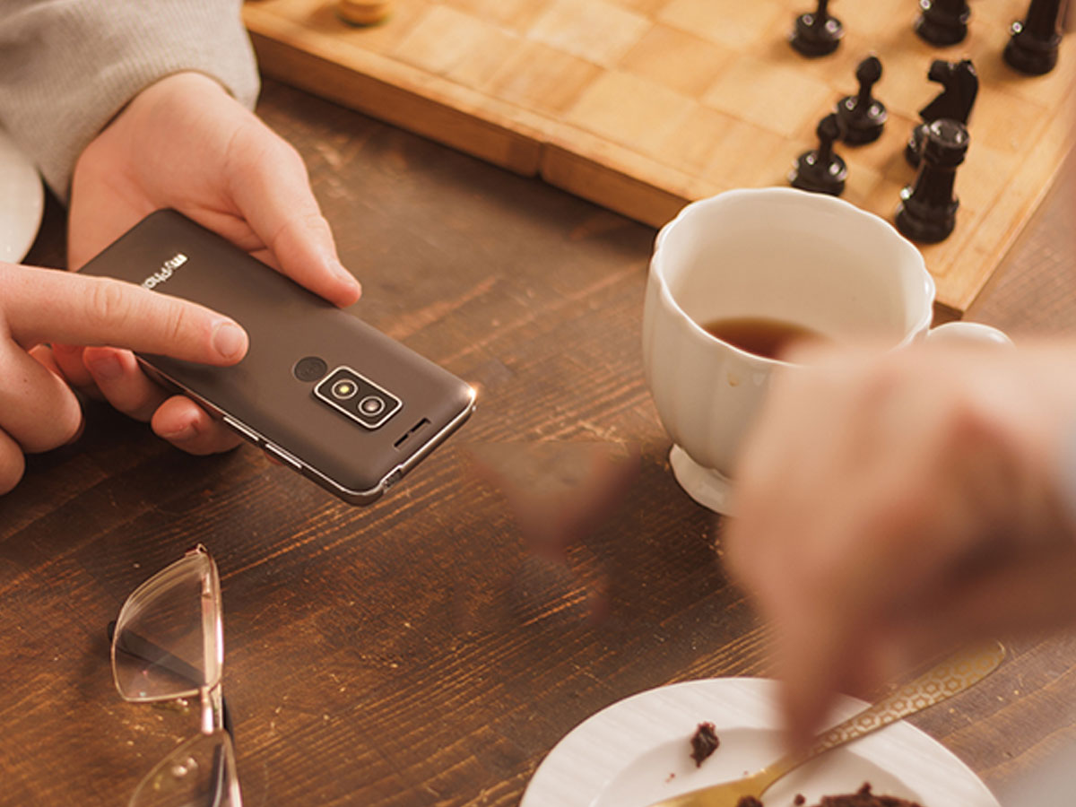 myPhone Bueno LTE tył