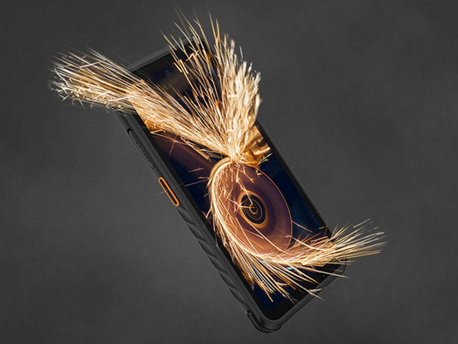 HAMMER IRON 6 5G Bildschirm