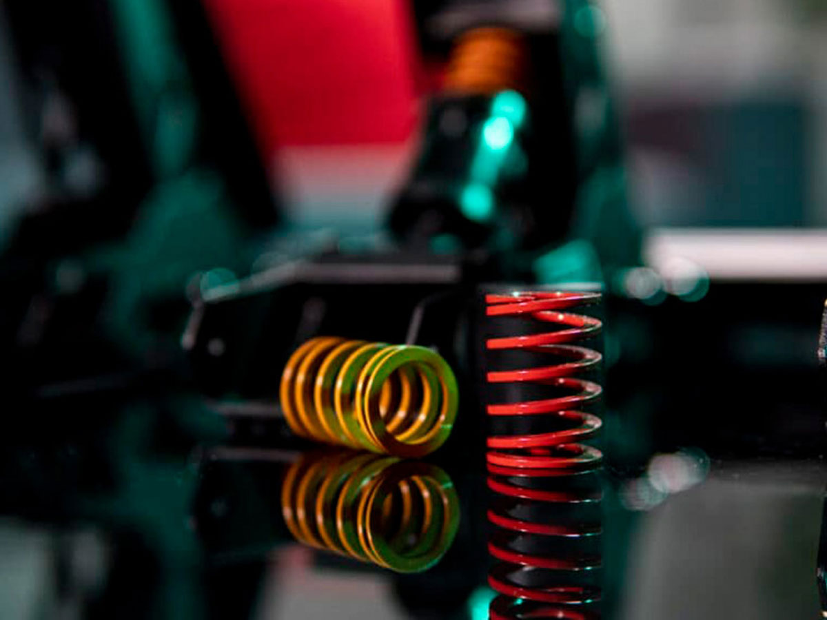 Pedal-Set Gas + Bremse mit Basis Moza Racing SR-P RS11 - Lifestyle-Grafik