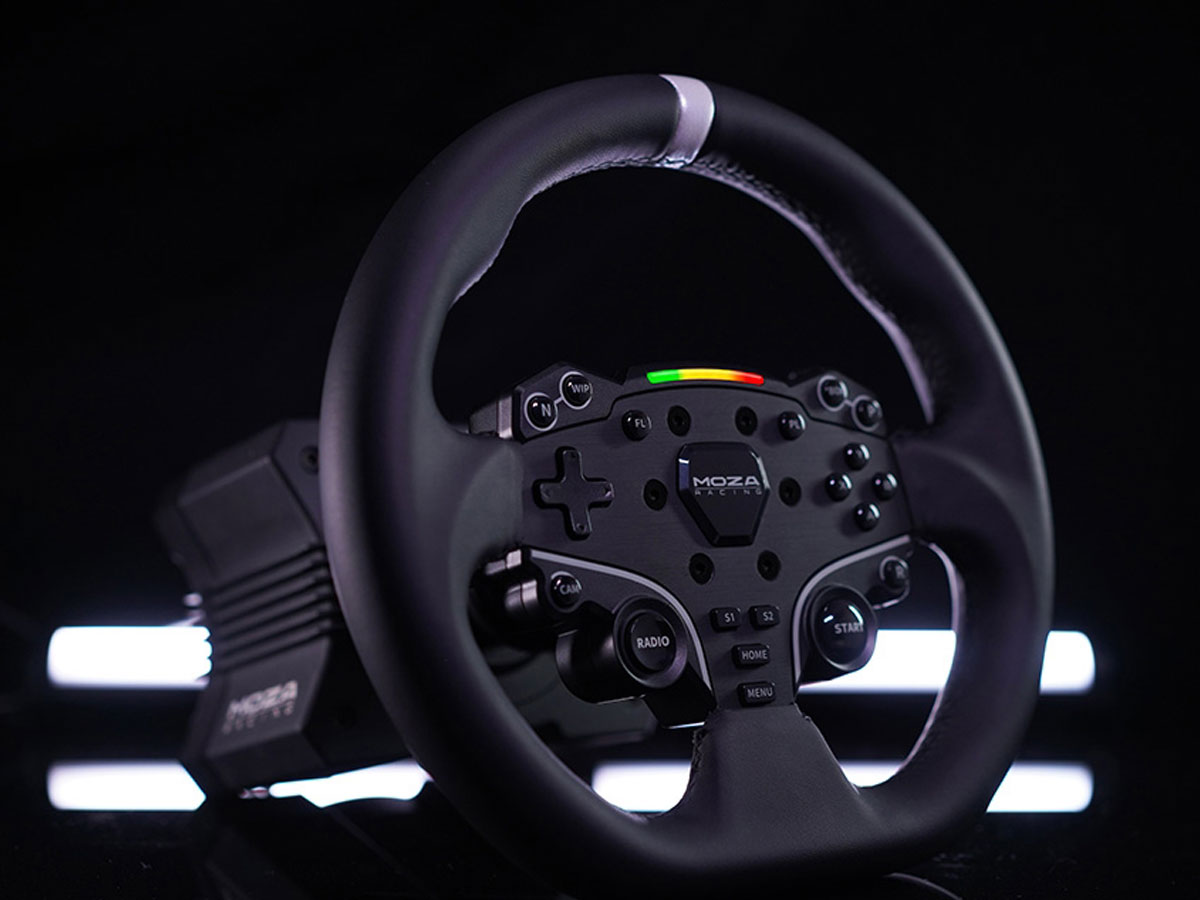 Gaming-Set Moza Racing R5 RS20 (R5 / E5 / SRP-Lite / R5-Klemmen) - Lifestyle-Grafik