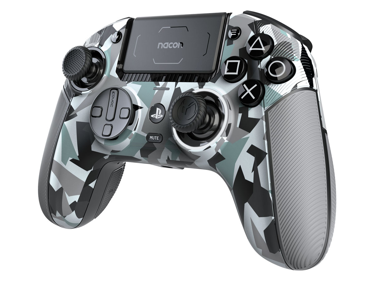 Kontroler Nacon Revolution 5 Pro Arctic Camo - Vorderansicht im Winkel