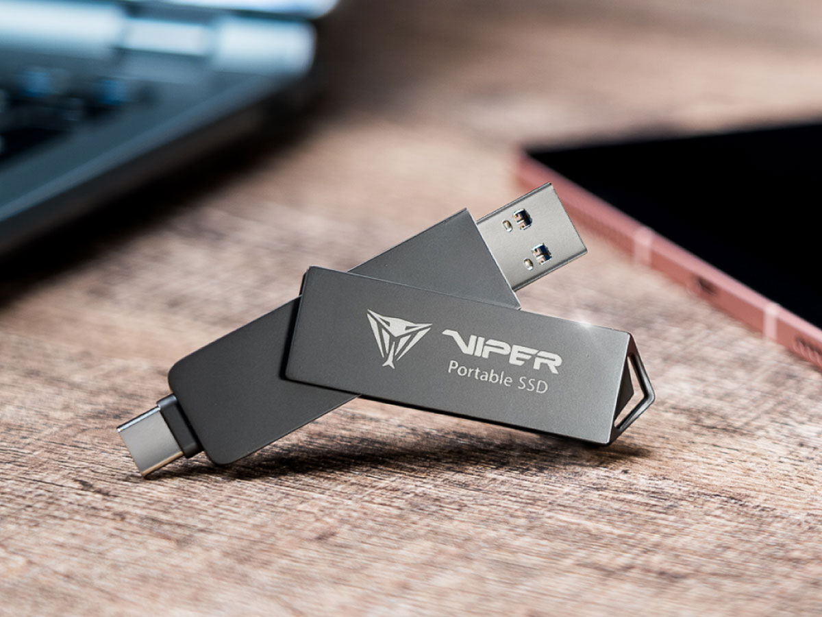 Externes SSD-Laufwerk Patriot VIPER PVP30 Duo Compact - Lifestyle-Grafik