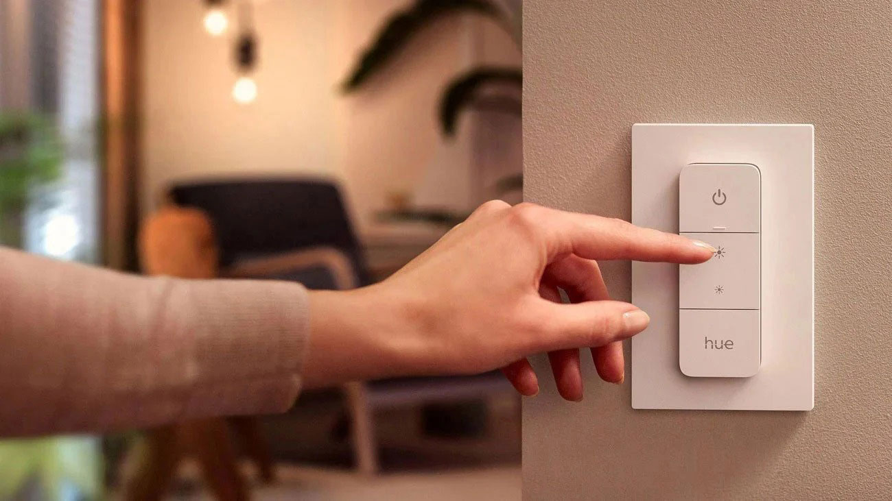 Intelligente Glühbirne Philips Hue White and Color Ambiance Elipse E27 500lm - Einfache Steuerung