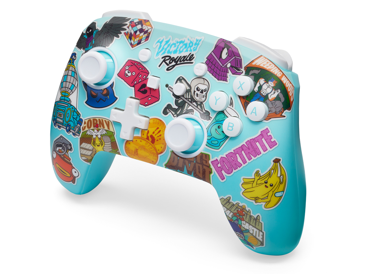 PowerA Enhanced Fortnite Sticker Mania Controller – Vorderansicht schräg
