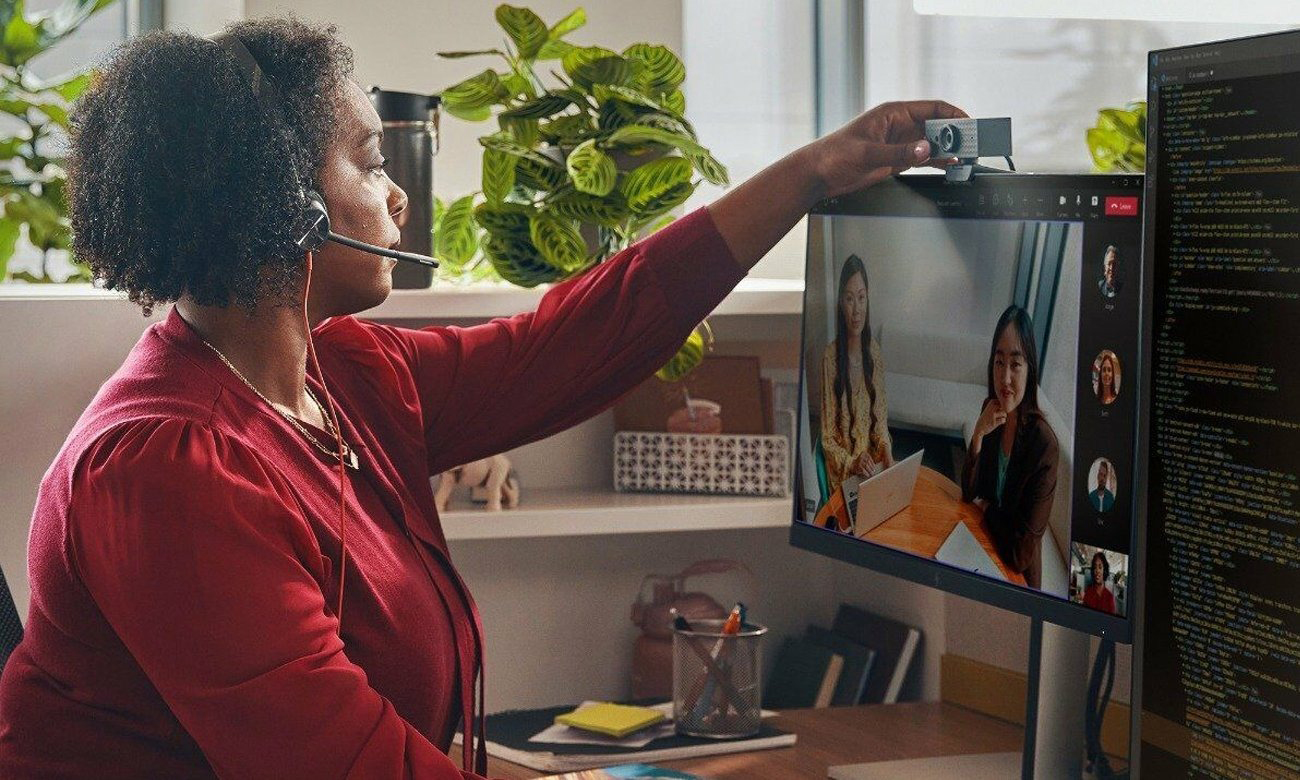 Poly Blackwire 3320 Stereo MS Headset