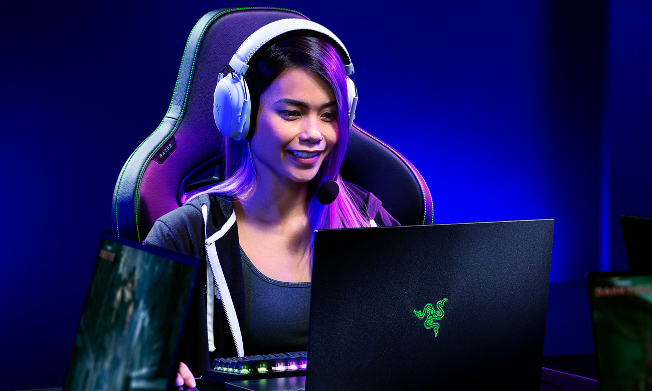 Bezprzewodowy zestaw słuchawkowy Razer BlackShark V2 Pro 2023 White - Technologia Razer HyperSpeed Wireless