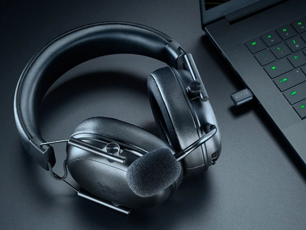 Zestaw słuchawkowy Razer BlackShark V3 X Hyperspeed - Grafika lifestyle