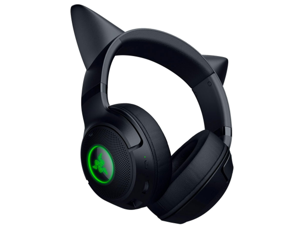 Zubehör für Gaming: Razer Kraken Kitty V2 BT Black - Ansicht von vorne im Winkel