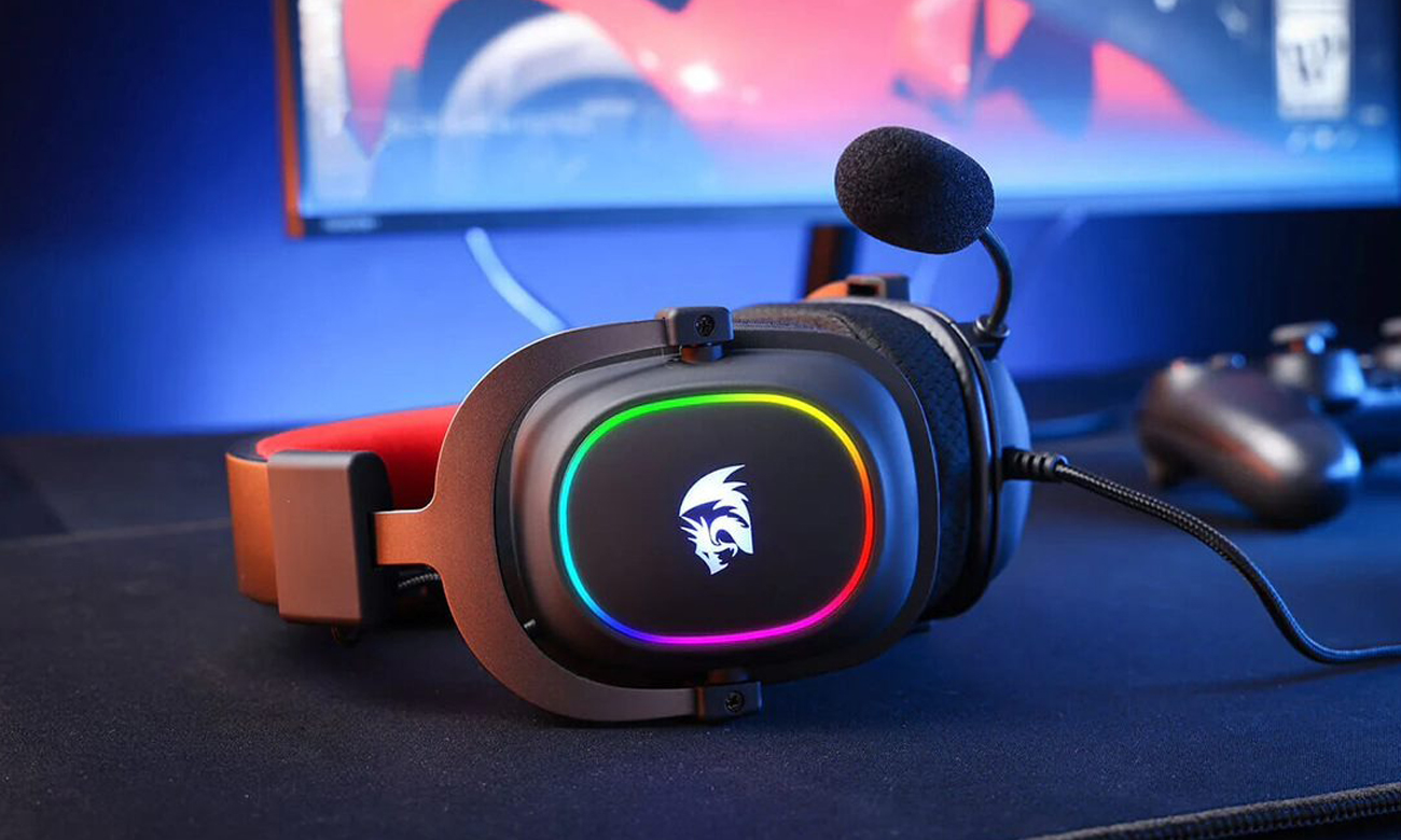 Kabelloses Headset Redragon H510 RGB Zeus Schwarz - Lifestyle-Grafik
