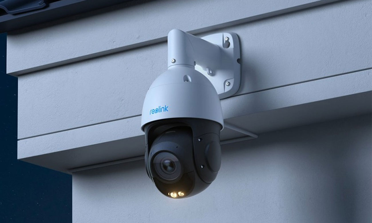 Kamera im Außenbereich Reolink P840 (PoE) - Lifestyle-Grafik