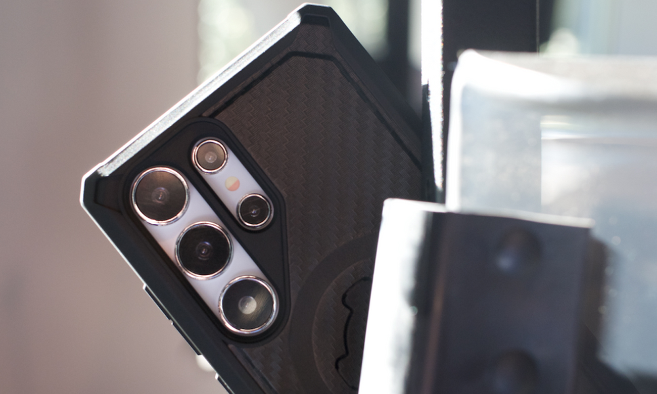 Rokform Magnetic Rugged Design