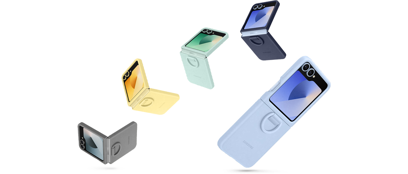 Fünf Galaxy Z Flip6-Handys in verschiedenen Positionen, alle zeigen das Silicone Case in einem stilvollen und lustigen Stil. Jede Hülle hat eine andere Farbe: grau, dunkelblau, blau, gelb und mint.