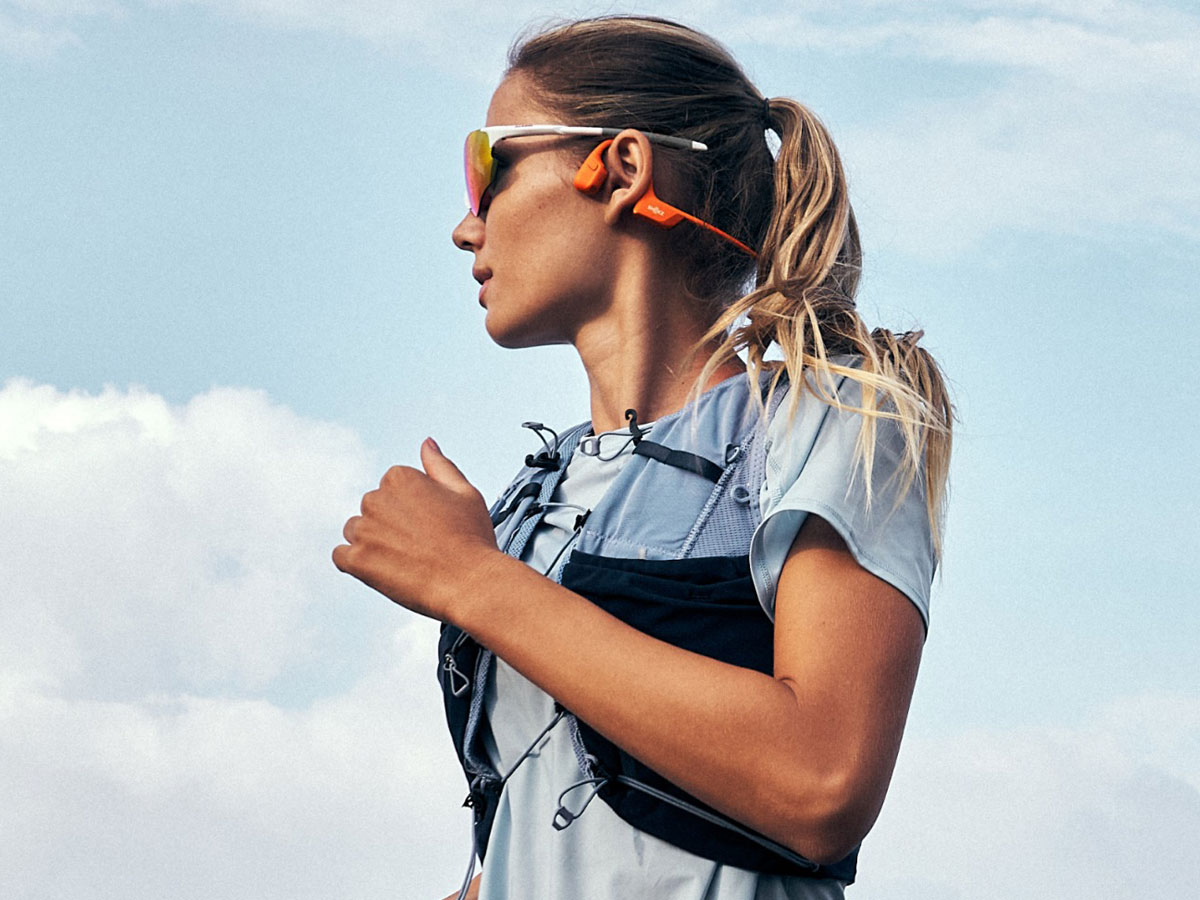 Kabellose Kopfhörer Shokz OpenRun Pro 2 Mini Orange - Lifestyle-Grafik