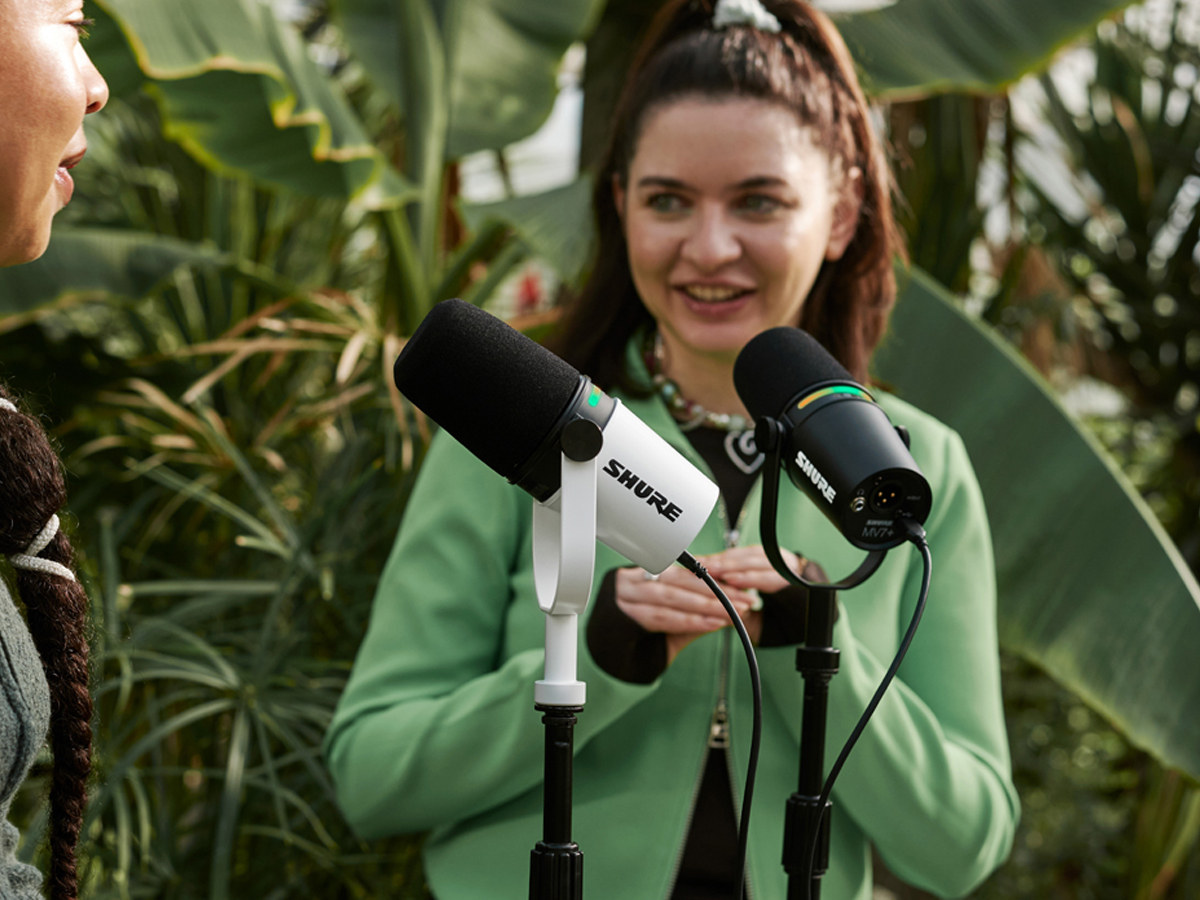 Shure MV7+ Lifestyle