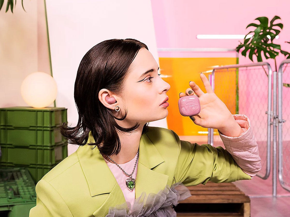 Lifestyle-Grafik der Sony LinkBuds Fit - Kabellose Kopfhörer