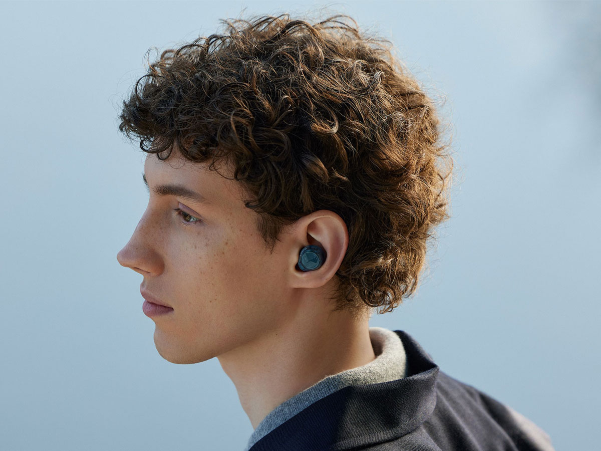 Drahtlose Sony WF-C710N ANC Kopfhörer - Lifestyle-Grafik