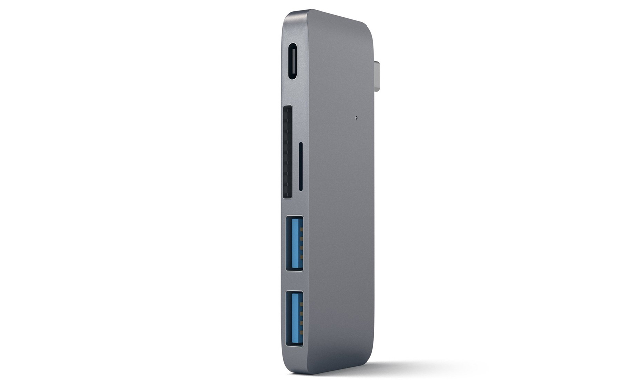 Satechi Passthrough Hub