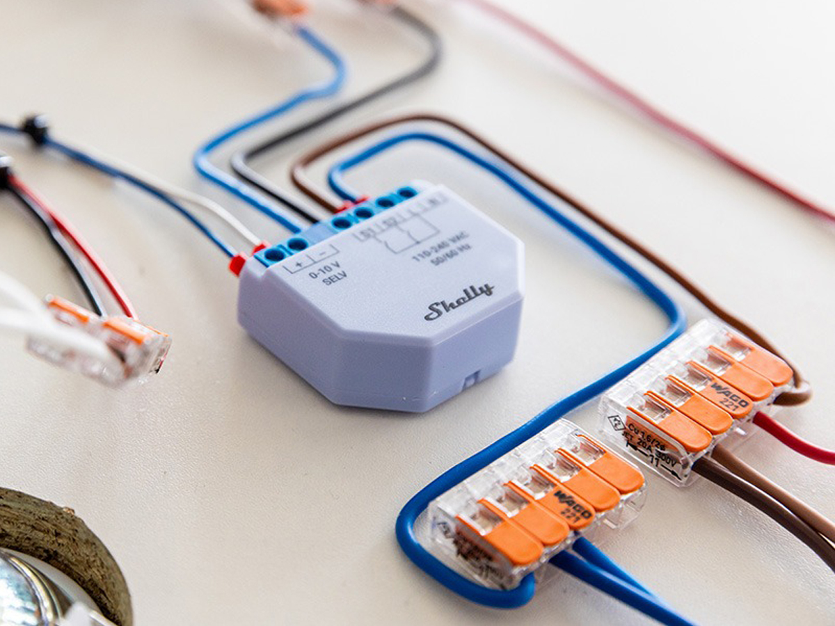 WiFi Lichtdimmer Shelly Plus 0-10V Dimmer - Lifestyle-Grafik