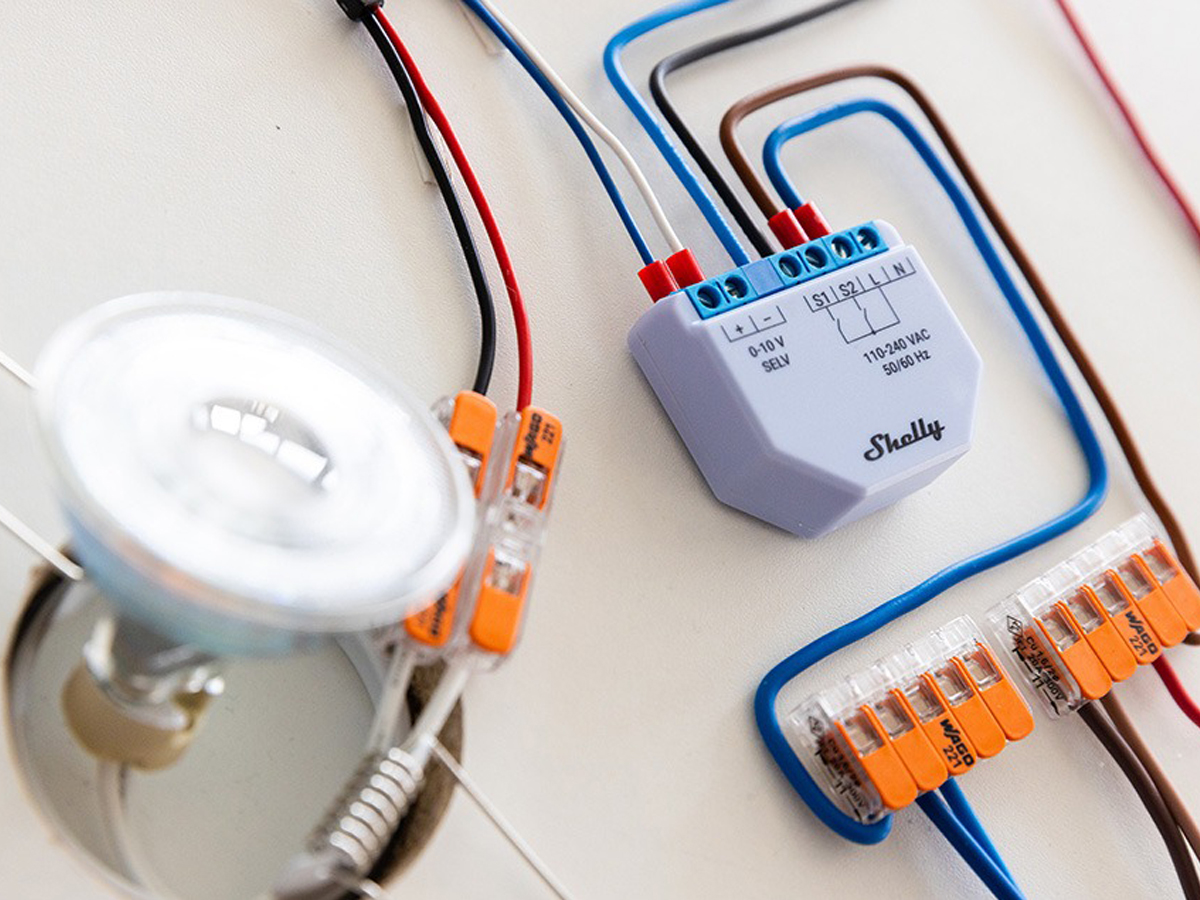 WiFi Lichtdimmer Shelly Plus 0-10V Dimmer - Lifestyle-Grafik