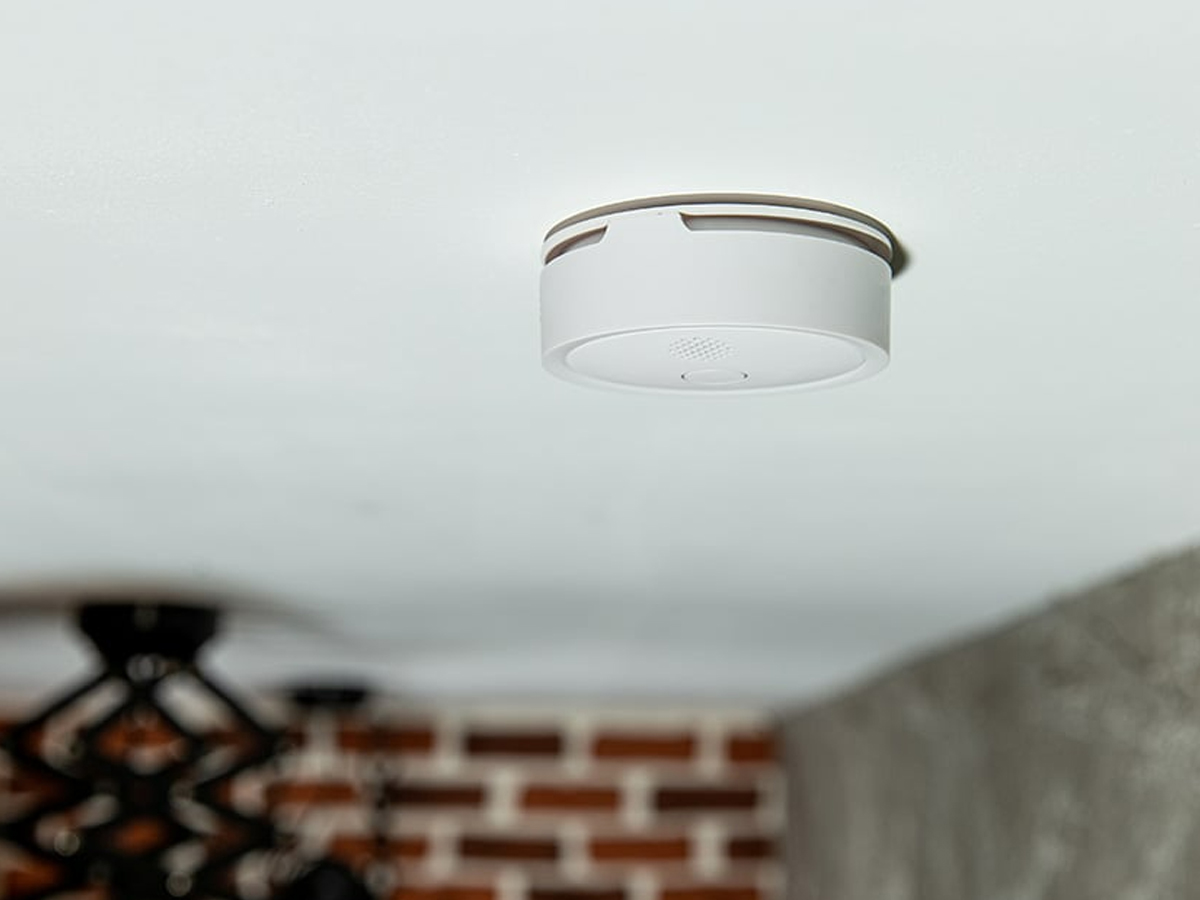 Rauchmelder Shelly WiFi Plus Smoke an der Decke