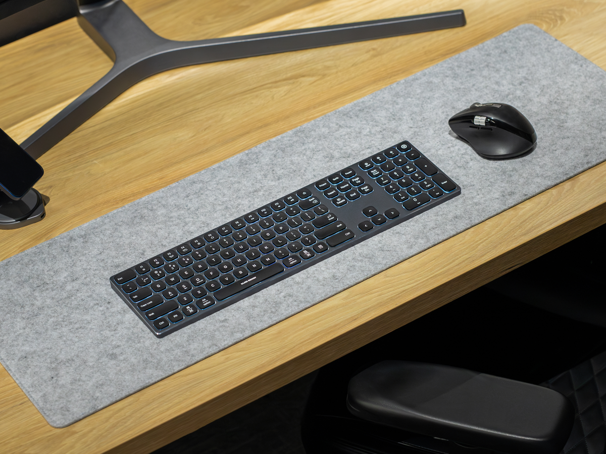 Silver Monkey DESK MAT