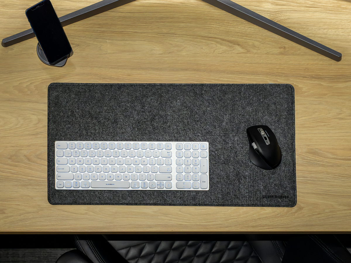 Silver Monkey DESK MAT