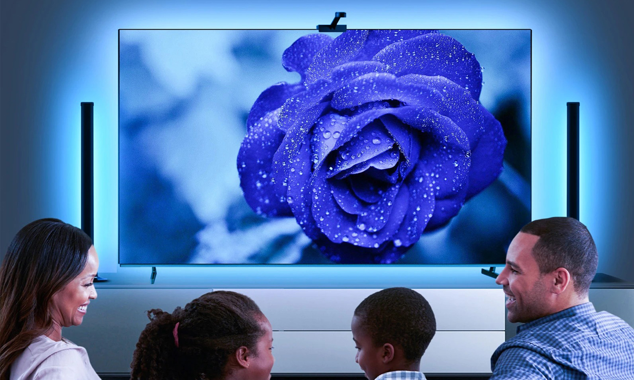 Intelligente LED RGB TV-Beleuchtung Spacetronik GLOW Strip Kit - Lifestyle-Grafik