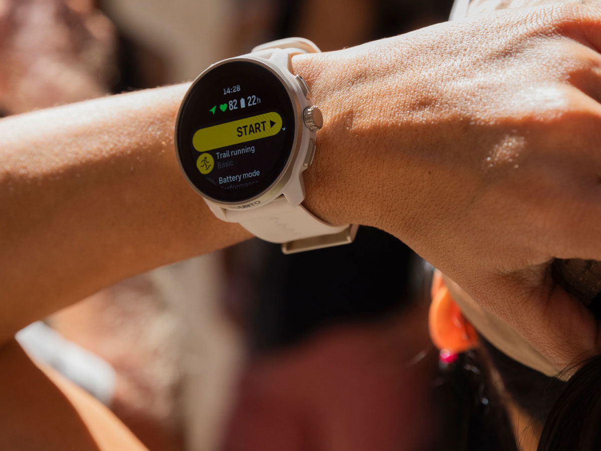 Suunto Race S Power Blau