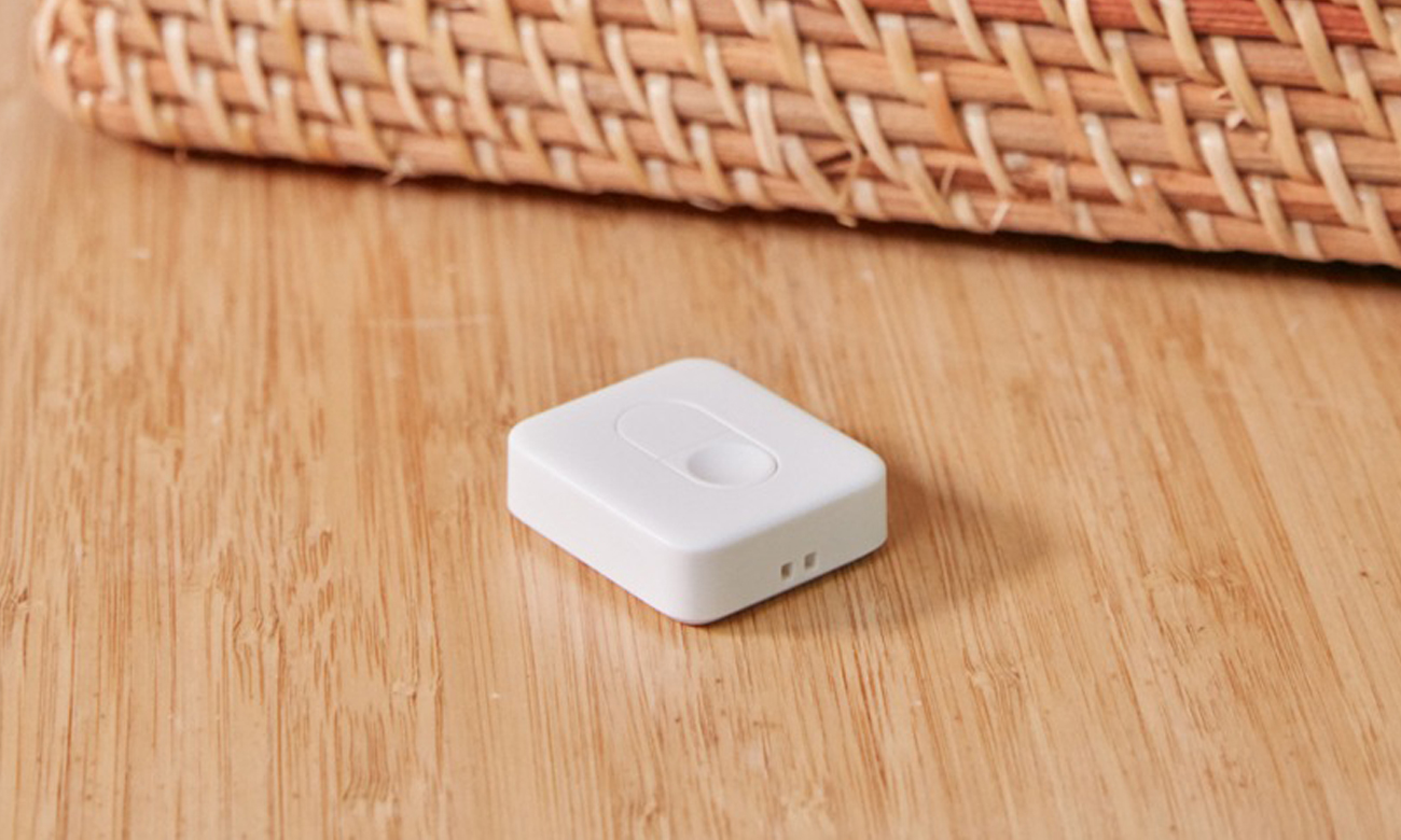 Pilot mit zwei Tasten SwitchBot Remote Control - Lifestyle-Grafik