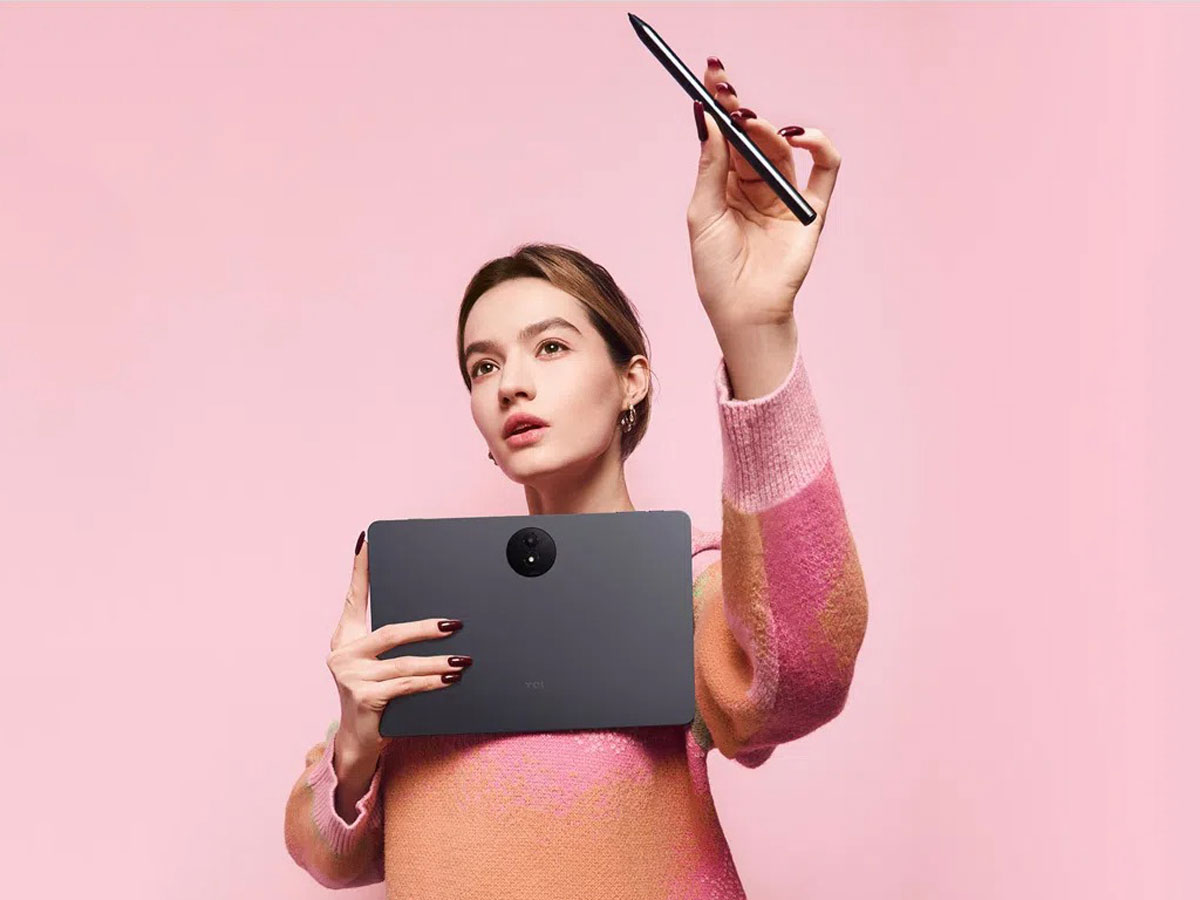 TCL NXTPAPER 11 Plus lifestyle