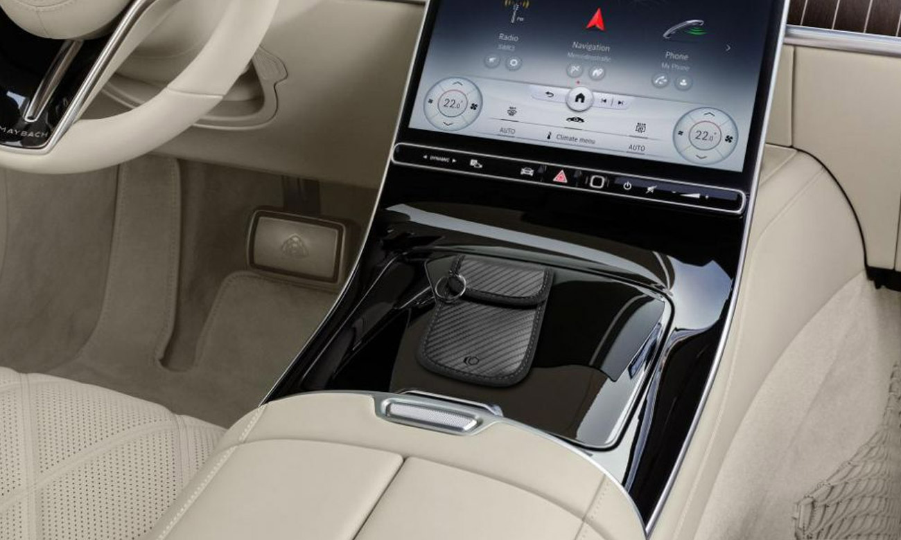 Etui Tech-Protect Keyless RFID Signal Blocker Faraday-Käfig im Auto