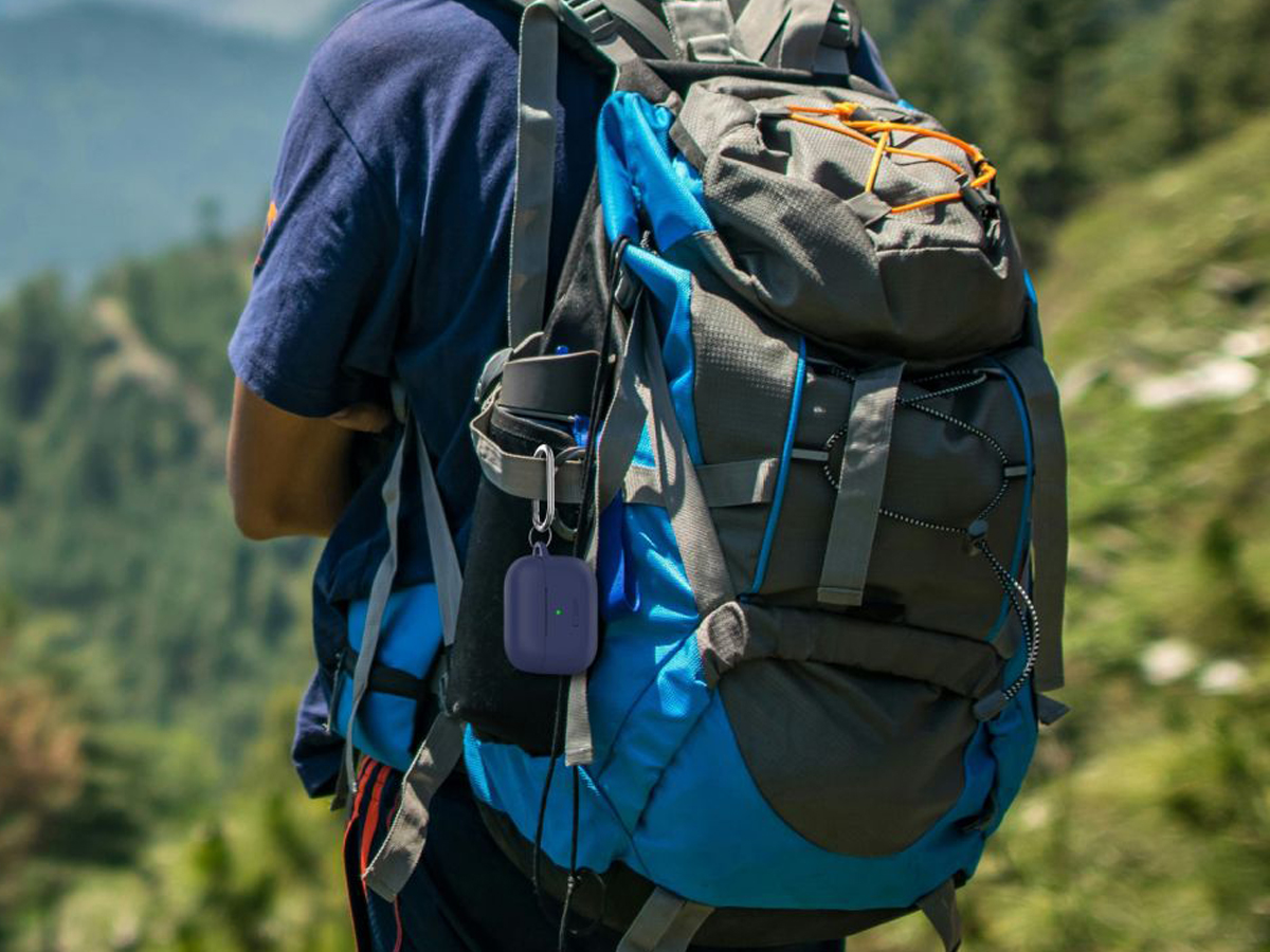 Tech-Protect Silicone Hook Hülle für Apple AirPods Pro (1.|2. Gen.) - Lifestyle-Grafik