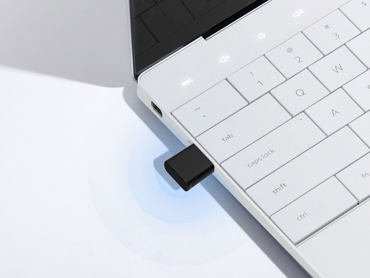 Karte sieciowa TP-Link Archer TX20U Nano - Grafika lifestyle