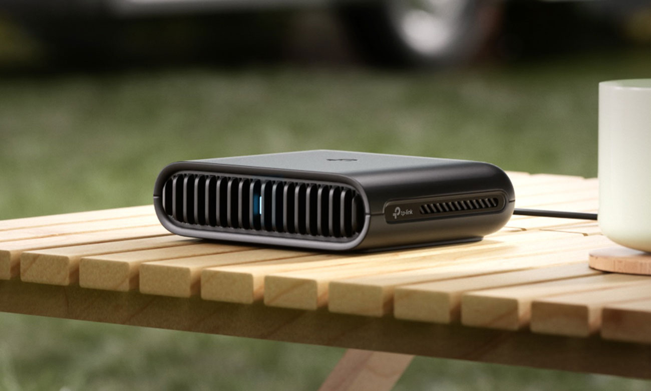 Router podróżny TP-Link TL-WR1502X - Grafika lifestyle