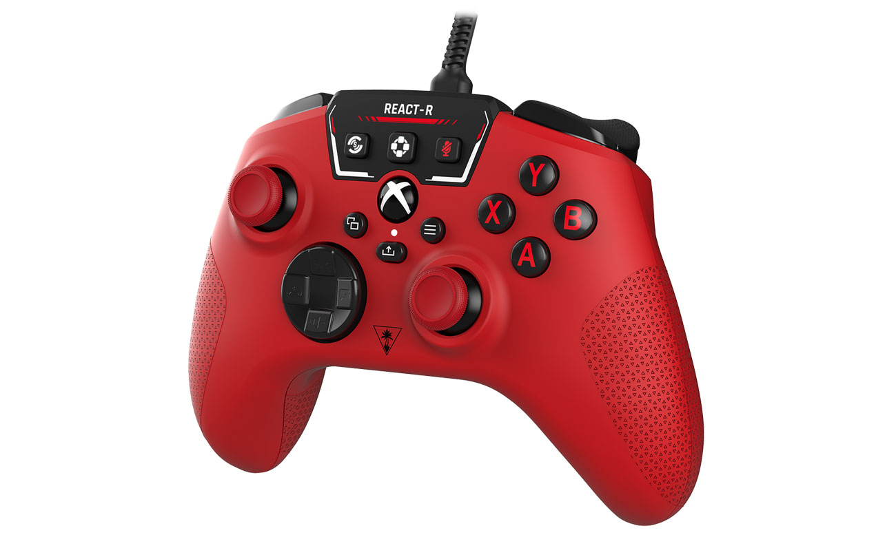Turtle Beach REACT-R kabelgebundener Controller Rot – Vorderansicht schräg