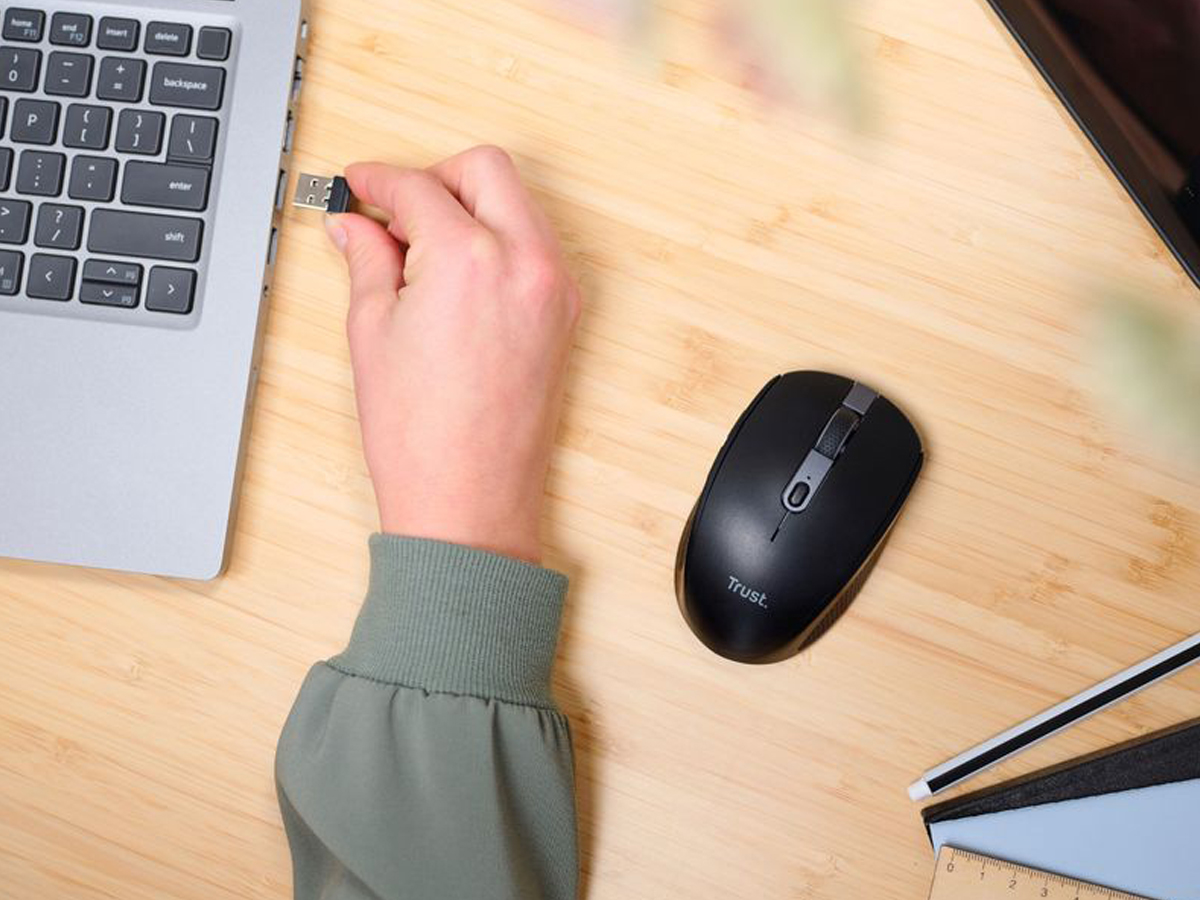 Trust Ozaa Kompaktes Drahtloses Maus schwarz