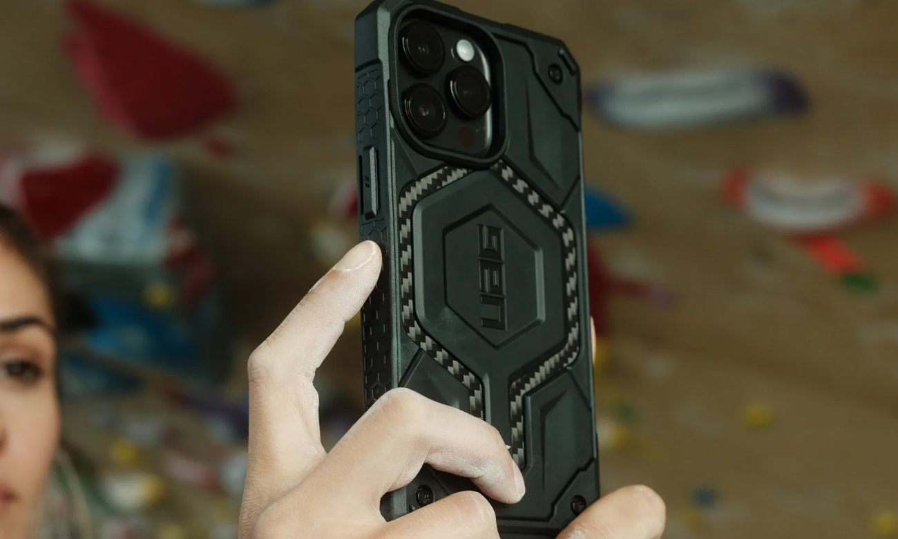 UAG Monarch Pro MagSafe Klettern