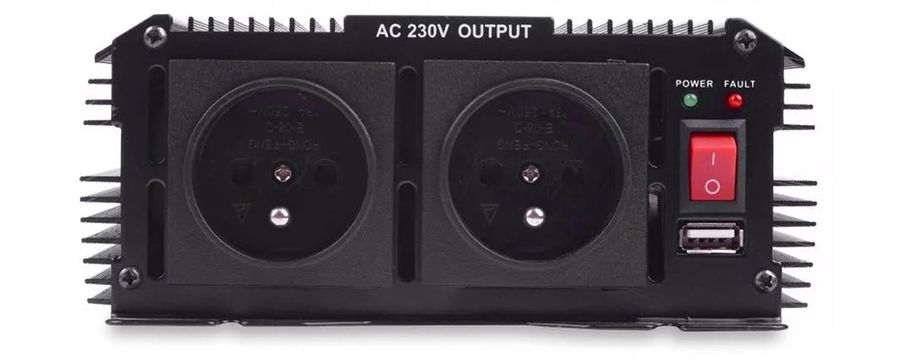 VOLT IPS 2600 N 24/230V (1300/2600W) + USB