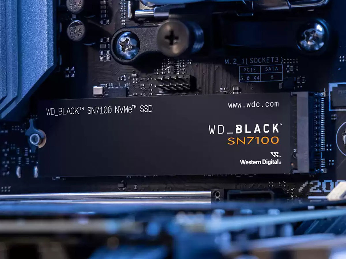 WD Black SN7100 SSD-Festplatte – Lifestyle