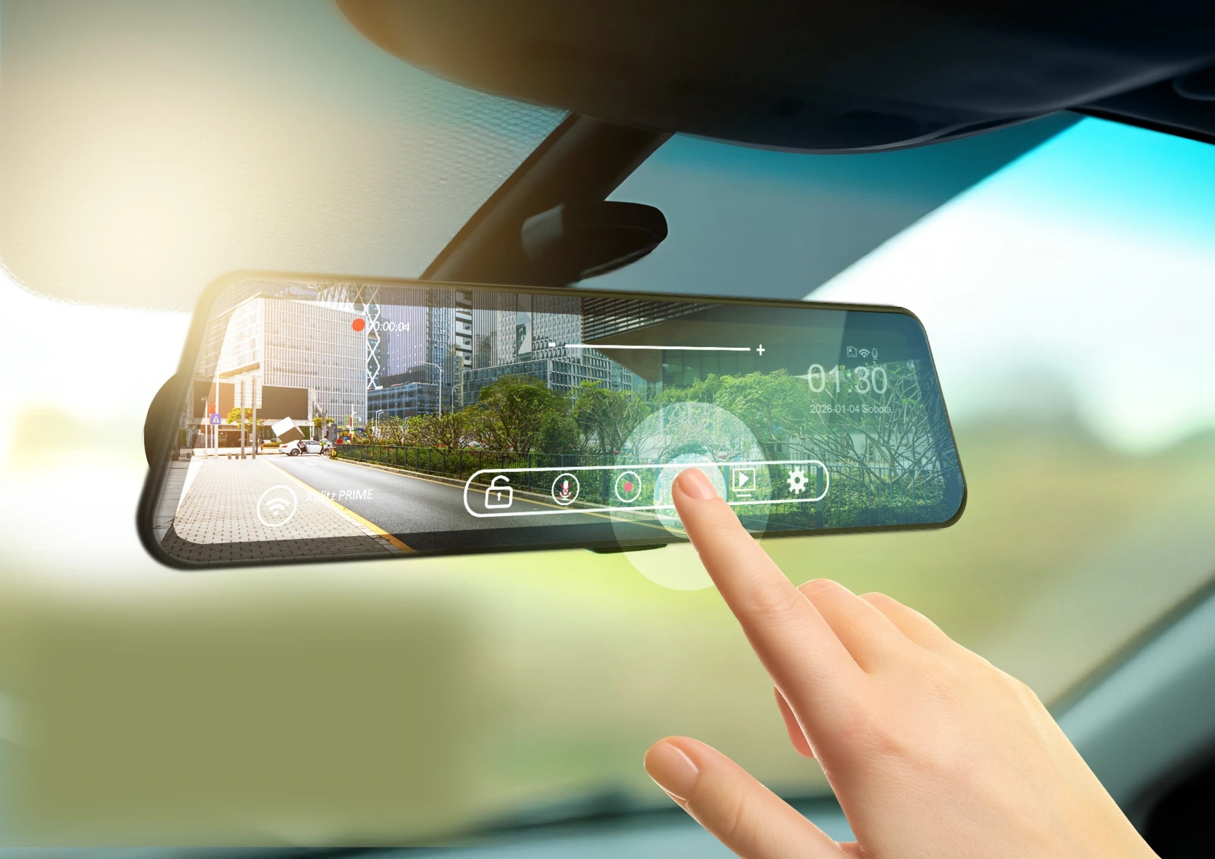 Palec wybierający opcje na lusterku.